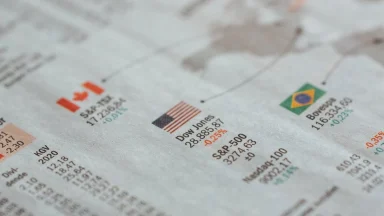 Dow і S&P 500 досягли рекордних значень на закритті. Nasdaq впав у ході нестабільної сесії